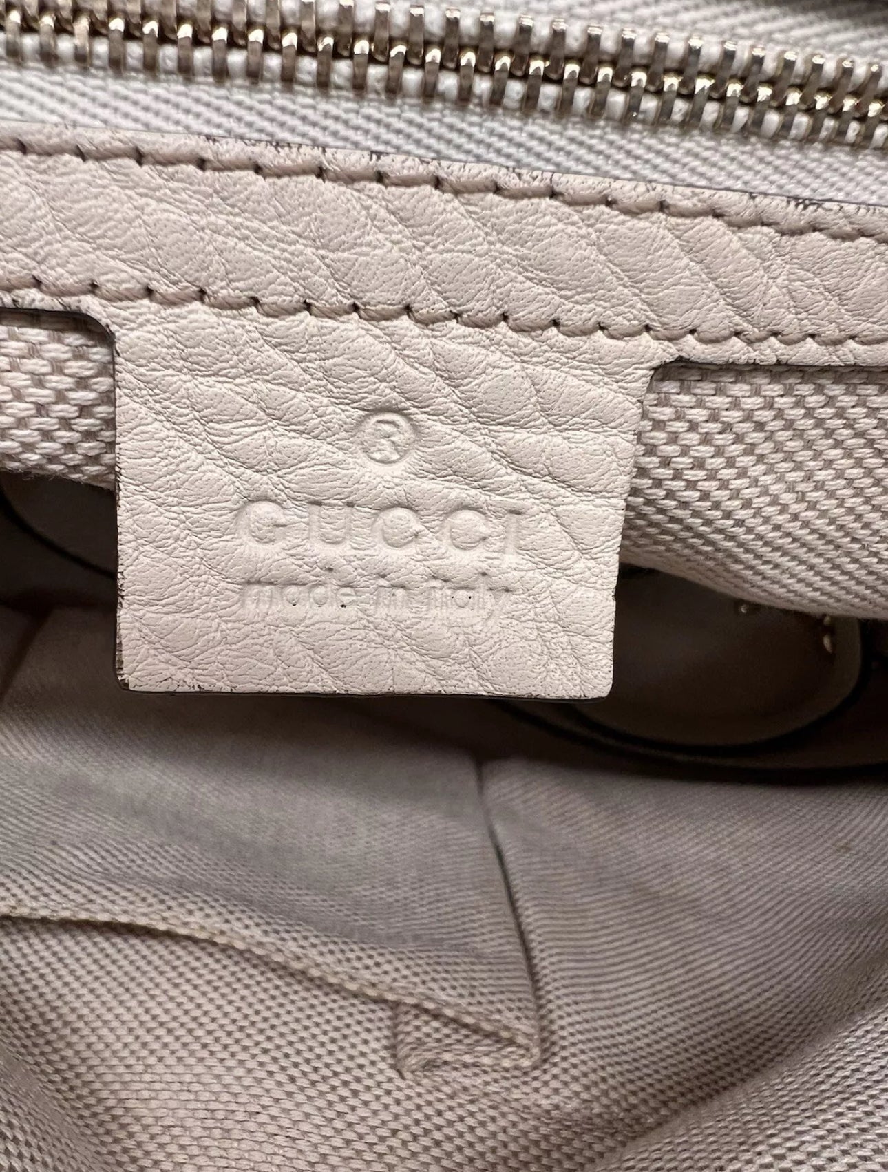 Gucci Soho White Tote with Cross Body Strap